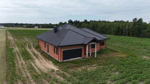 Wyjątkowy parterowy dom na sprzedaż