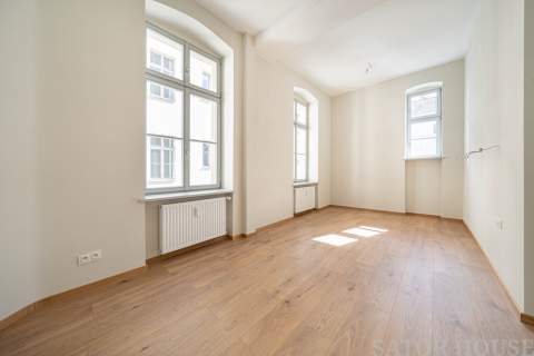 Apartament w odrestaurowanej kamienicy obok Rynku