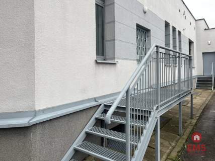 Budynek parterowy 200 m2