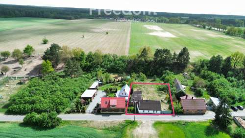 Dom wolnostojący z działką 800m2