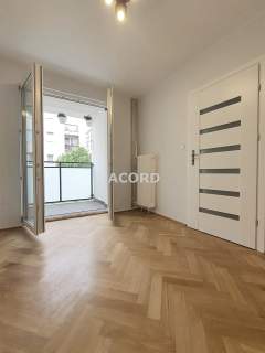 Śródmieście Muranów 3 pok loggia po remoncie