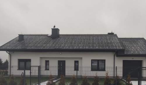 Dom parterowy, wolnostojący w Wiązownie