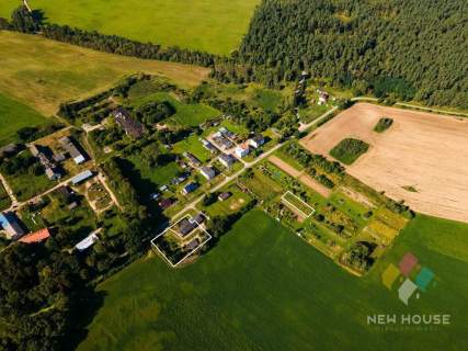 Przestronny dom z 5 pokojami, duża działka