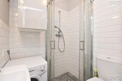 Kawalerka,23 m2, Al. 29 Listopada 36, ENG,UA