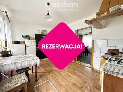 Dom z dużą działką i budynkami gospodarczymi