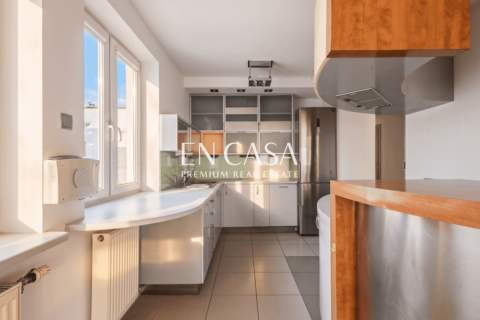 Przestronny apartament na Bemowie z garażem
