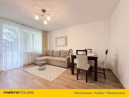 2-pokoje 48 m 200 m od metra Imielin balkon