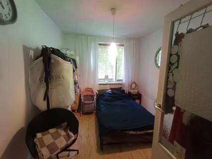 Przestronne mieszkanie w Bieńczycach z piwnicą