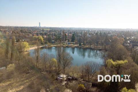 Nowoczesne, zadbane, taras, dwustronne, parking
