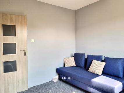 3-pokoje z oddzielną kuchnią, balkonem i piwnicą