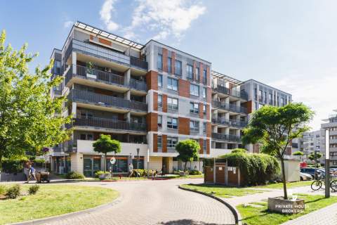 3 pokoje duży balkon miejsce postojowe