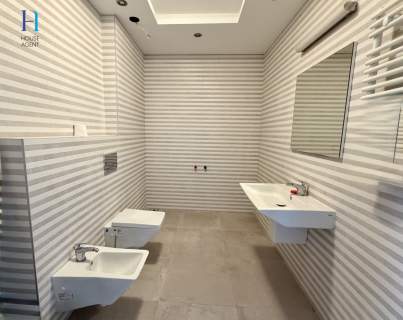 Dwupoziomowy apartament z 3 łazienkami Julianów