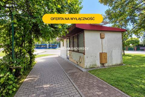 WOLNOSTOJĄCY KIOSK HANDLOWY PET FIEGO NOWA HUT