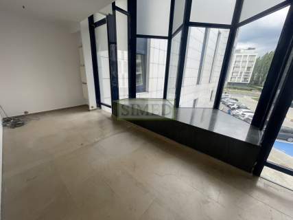 Czerniakowska,1 piętro,lokal użytkowy, winda