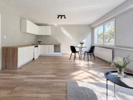 Mieszkanie 3 pokojowe na wysokim parterze