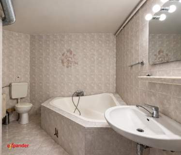 85,19 m w centrum Kalisza 3 pokoje 1. piętro balkon