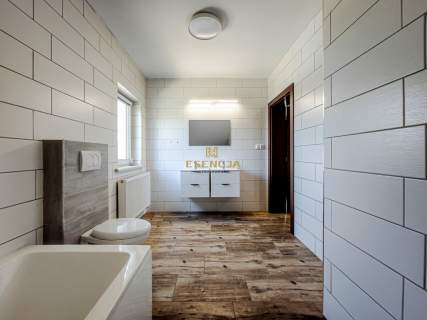 Dom wolnostojący w Męcinie 122 m2