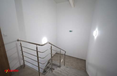 Hala magazynowo - produkcyjna, 1221m2, SSE Mielec, działka 0,5ha
