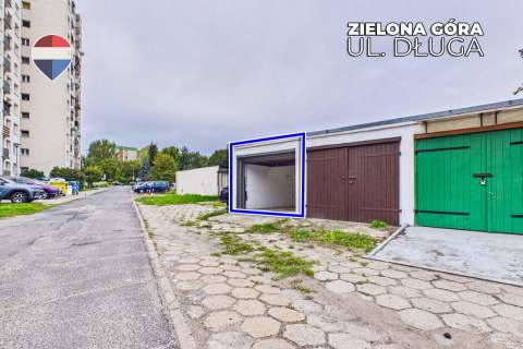 Garaż 18 m z kanałem blisko centrum