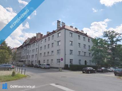 Przestronne 75 m w Śródmieściu 2 pokoje Niski czynsz Ośw