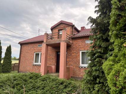 Sprzedam siedlisko Dom stodoła i budynki gospodarcze