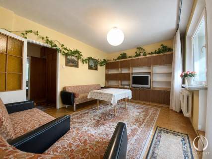 4 pokoje 64 m , Mokotow, loggia, piwnica 8 m