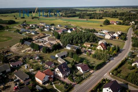 działka budowlana z uzbrojeniem w drodze