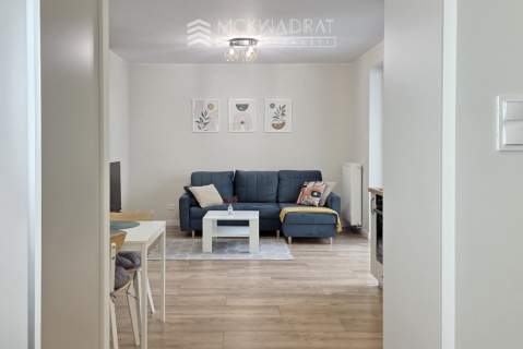 Centrum 2 pokoje, wysoki standard 42 m2, parking