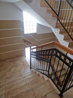 Apartament w zieleni nad rzeką w centrum Rumi