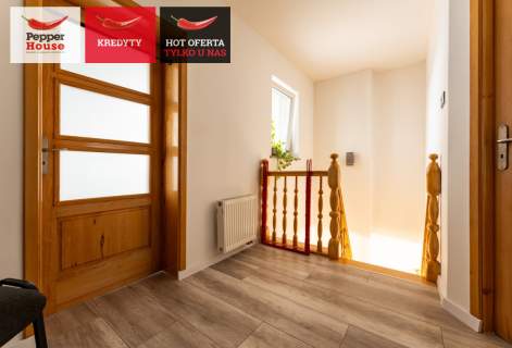 Dwupoziomowe mieszkanie 3 balkony hala garażowa