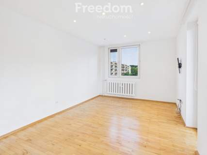 3 pokoje, balkon i osobna kuchnia XXX-lecia