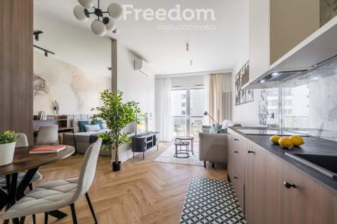 Nowe, studio, Kierbedzia, balkon, garaż