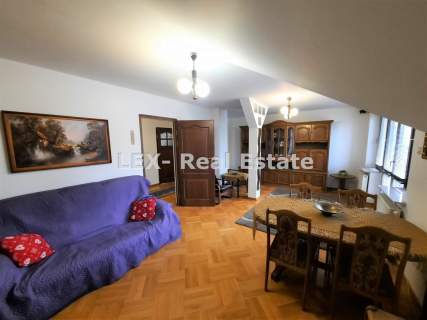 Piętro domu na mieszkanie lub biuro w Milanówku