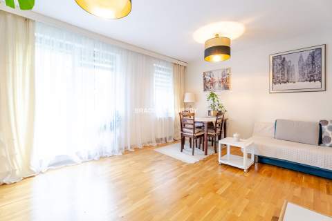 3 pokoje 1. piętro balkon ul. Przewóz