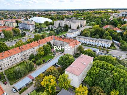 Przestronna kawalerka na 1 piętrze z balkonem- osiedle Dyrekcja