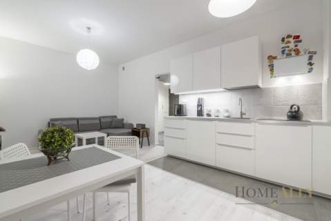 Kawalerka - nowe budownictw - balkon - garaż - SKM
