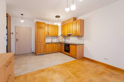 2-pokojowe z balkonem i garażem. Nowy Kleparz.