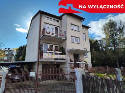 Na sprzedaż dom z potencjałem dwóch mieszkań