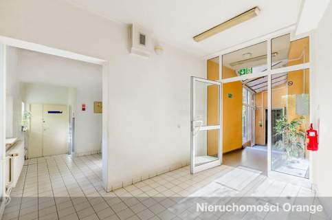 Budynek biurowo-usługowy w centrum miasta