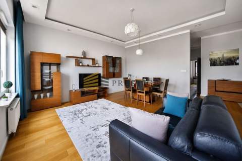 Apartament z pięknym widokiem, metro, 80m2