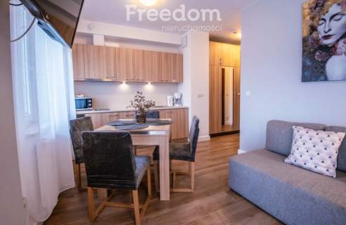Słoneczny Apartament przy morzu z garażem