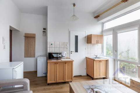 Praga- Południe Zgierska studio 20 m2 balkon