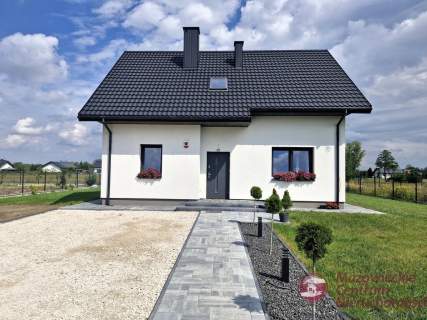 Nowy, umeblowany dom 118m . Działka 1052m