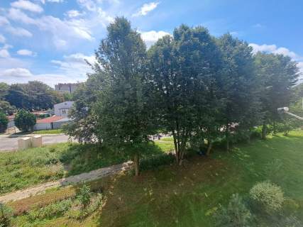 Słoneczne, dwustronne 3 pokoje z balkonem .