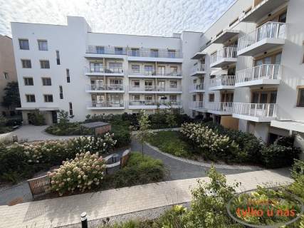 EXTRA NOWIUTKI APARTAMENT - ŁAZARZ KAWALERYJSKA 4