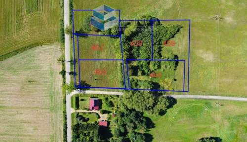 Kolonia- działki z dojazdem z asfaltu i uzbrojone