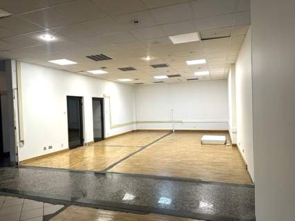 Lokal użytkowy 250mkw z witryną na GÓRCZYNIE - wynajmę