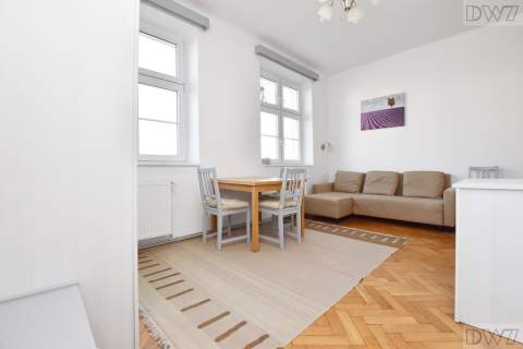 Kawalerka,23 m2, Al. 29 Listopada 36, ENG,UA