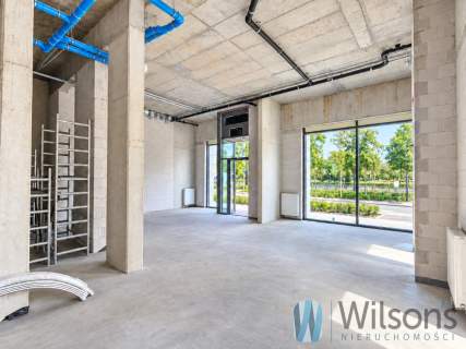 Lokale w apartamentowcu nad Wisłą Praga-Północ