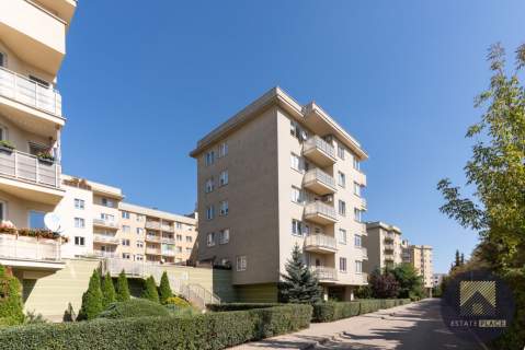 Penthouse z tarasem 57m2 3 balkony sauna i jacuzzi